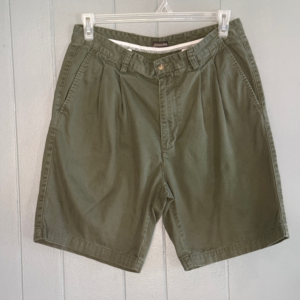 St Johns Bay Mens 34 Double Pleated Chino Shorts Olive Green Cotton Twill Casual